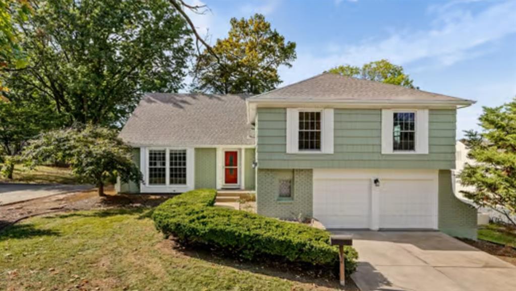 Listing Photo MLS #HMS2562945