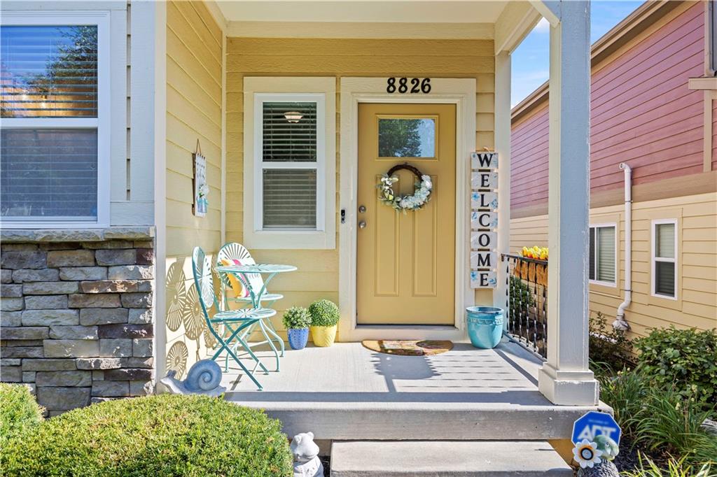 Listing Photo MLS #HMS2563120