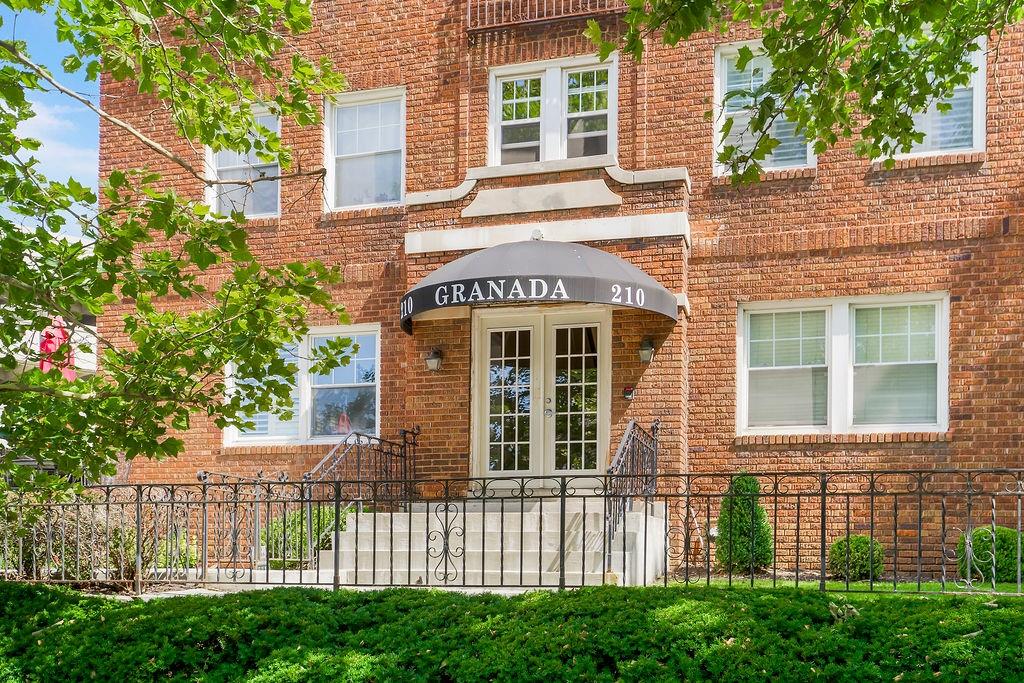 Listing Photo MLS #HMS2563209