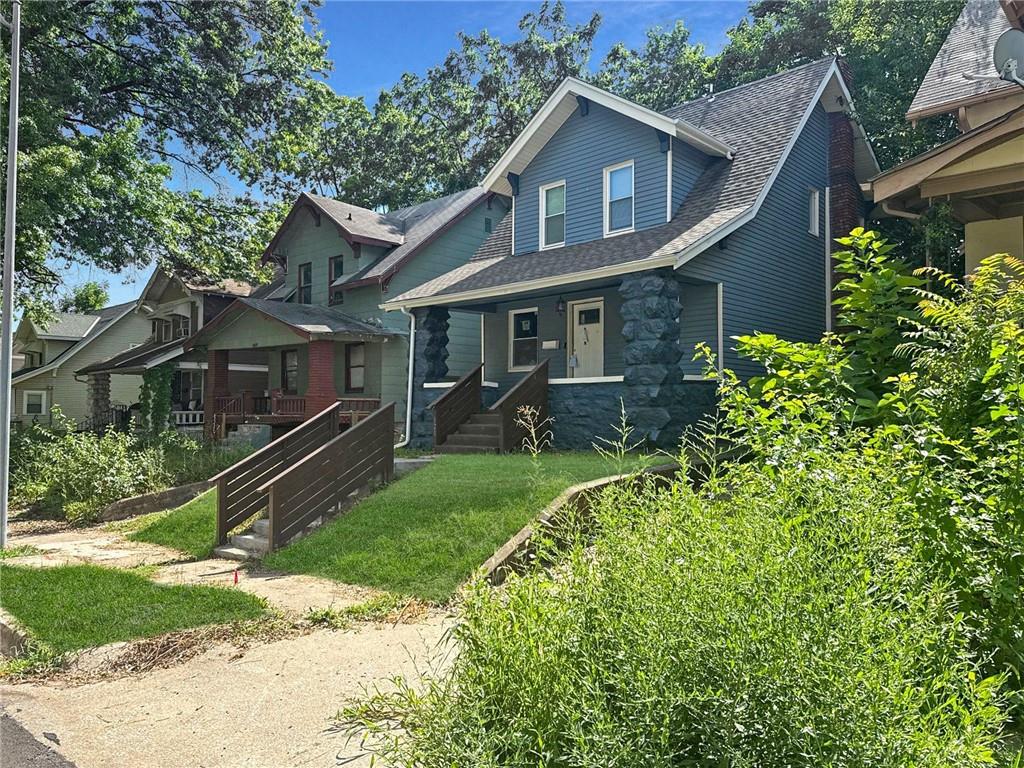 Listing Photo MLS #HMS2563281
