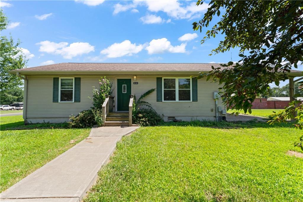 Listing Photo MLS #HMS2563419
