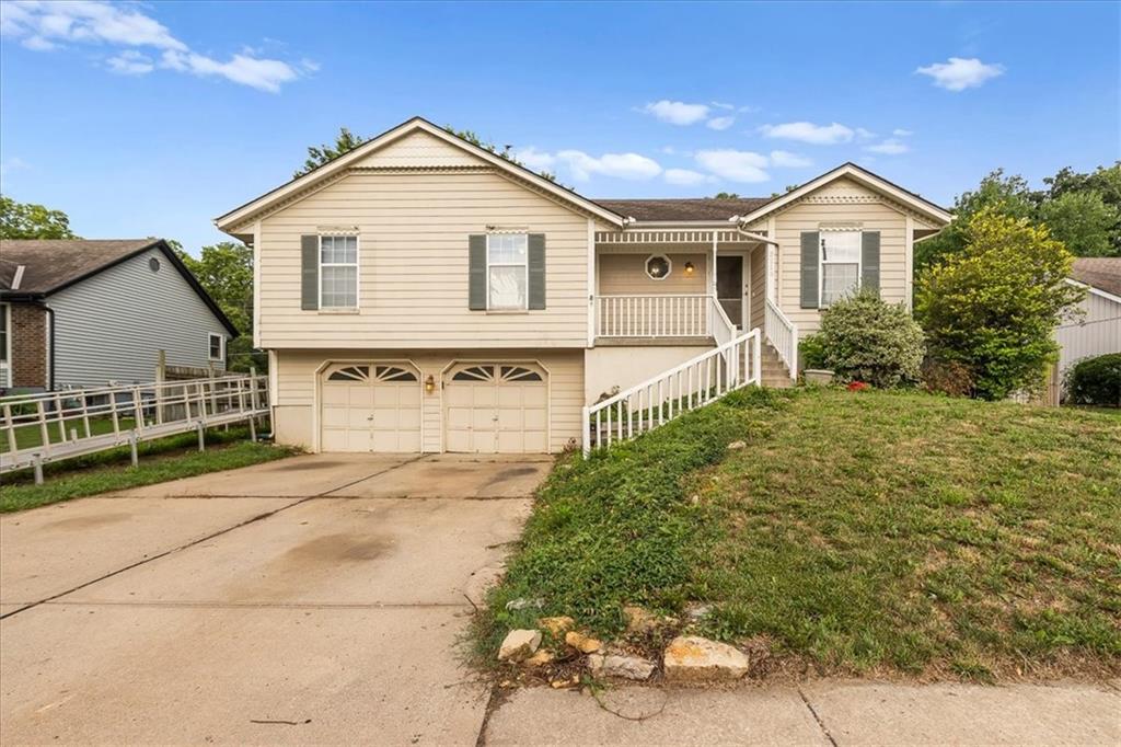 Listing Photo MLS #HMS2563675
