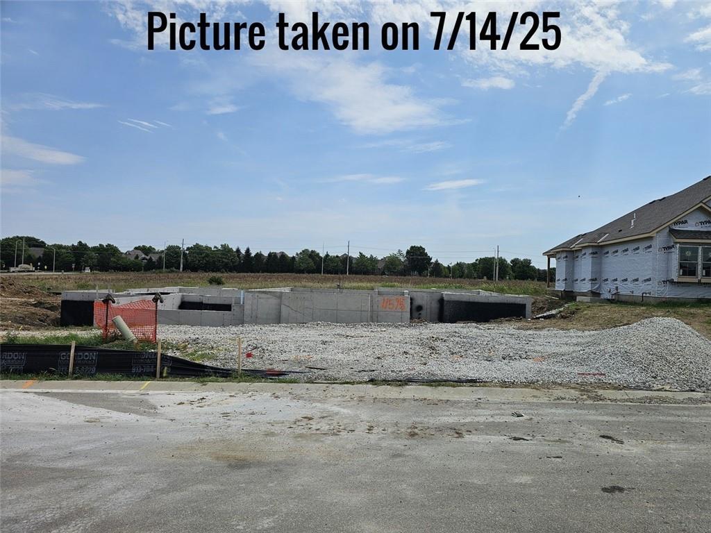 Listing Photo MLS #HMS2563764