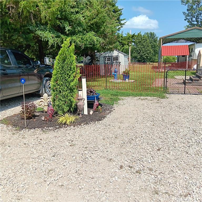 Listing Photo MLS #HMS2563905