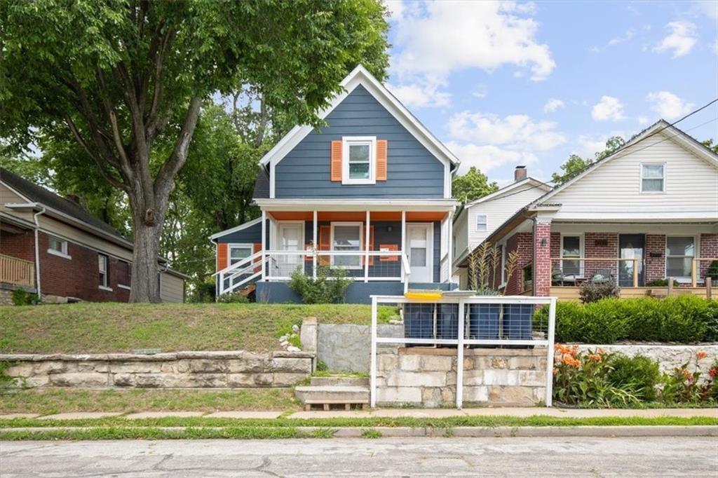 Listing Photo MLS #HMS2563981