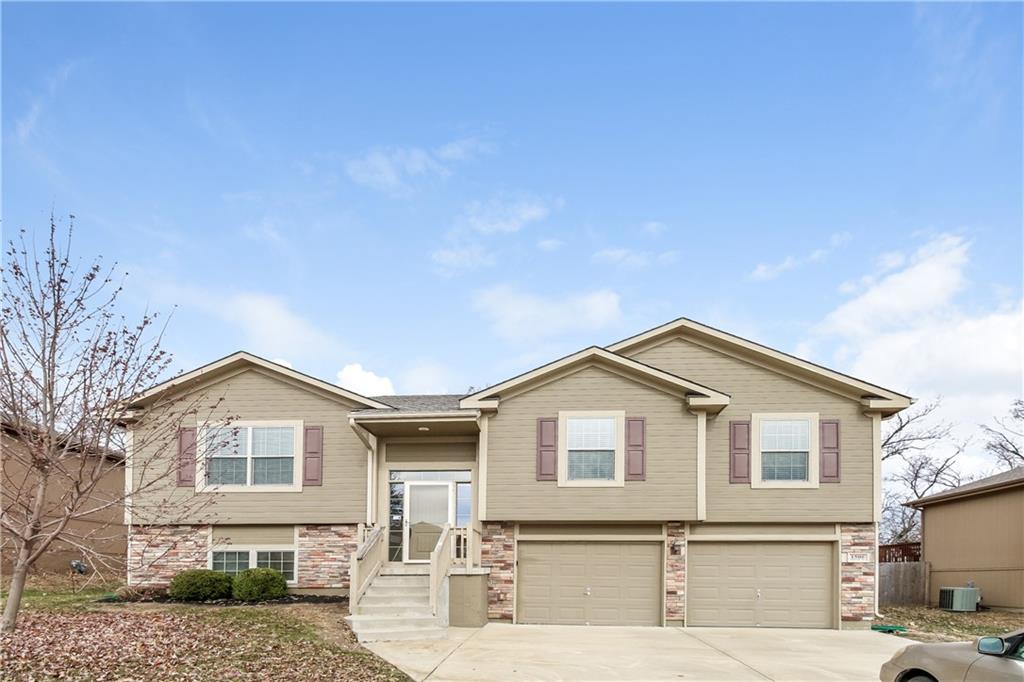 Listing Photo MLS #HMS2564069