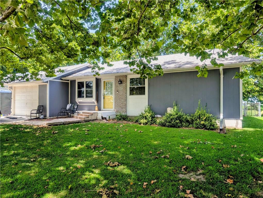 Listing Photo MLS #HMS2564405