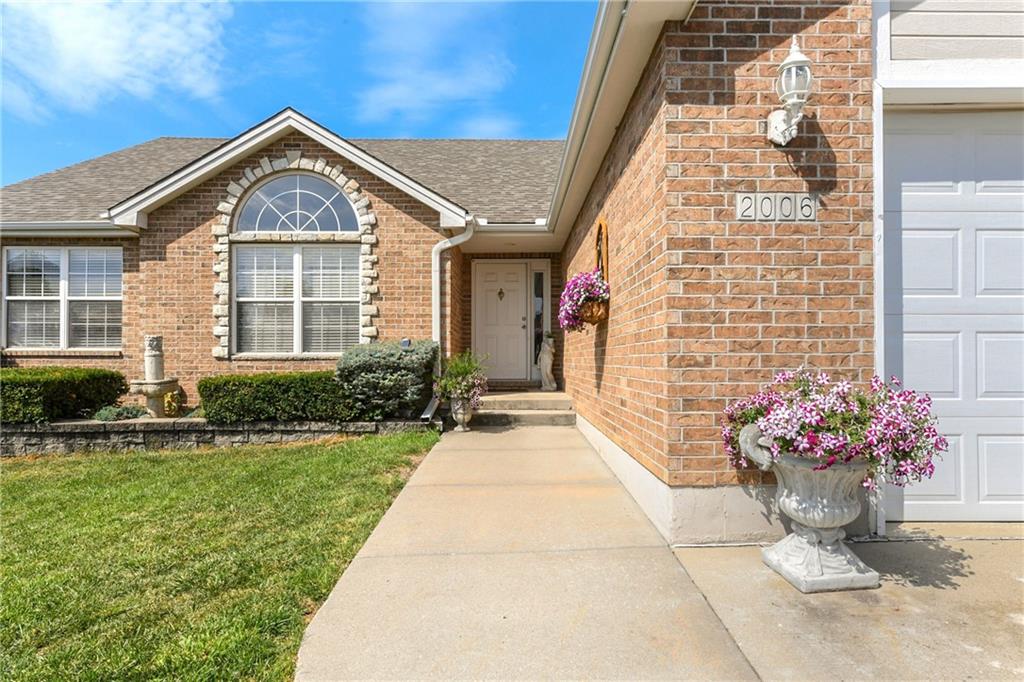 Listing Photo MLS #HMS2564580