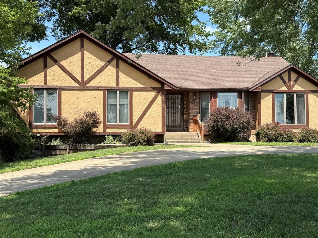 Listing Photo MLS #HMS2564829