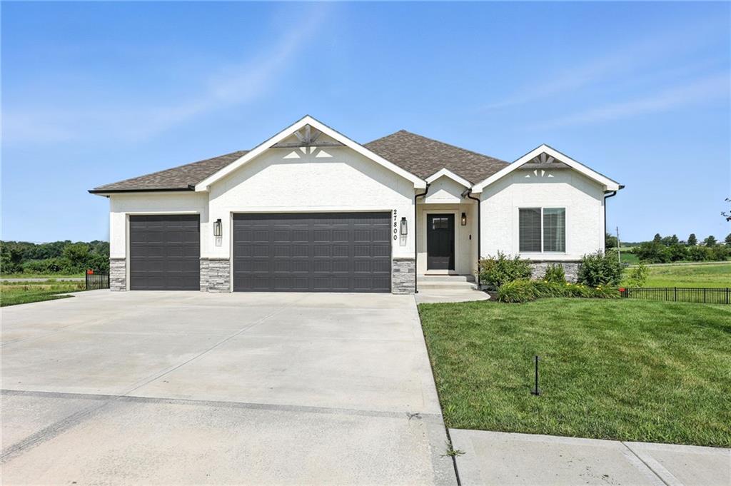 Listing Photo MLS #HMS2565010