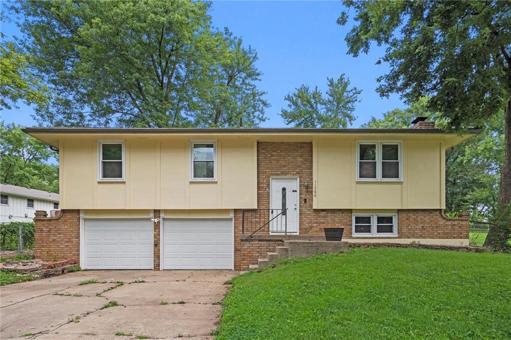 Listing Photo MLS #HMS2565071