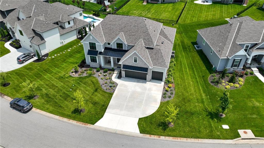 Listing Photo MLS #HMS2565081