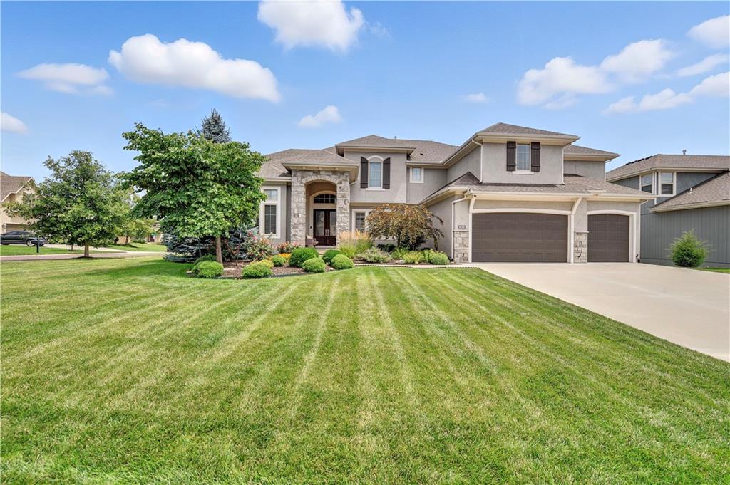 Listing Photo MLS #HMS2565153
