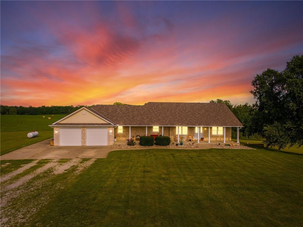 Listing Photo MLS #HMS2565323
