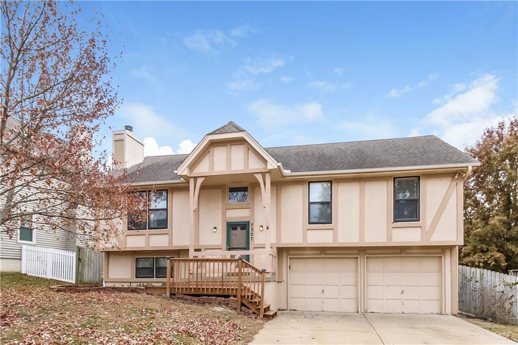 Listing Photo MLS #HMS2565383