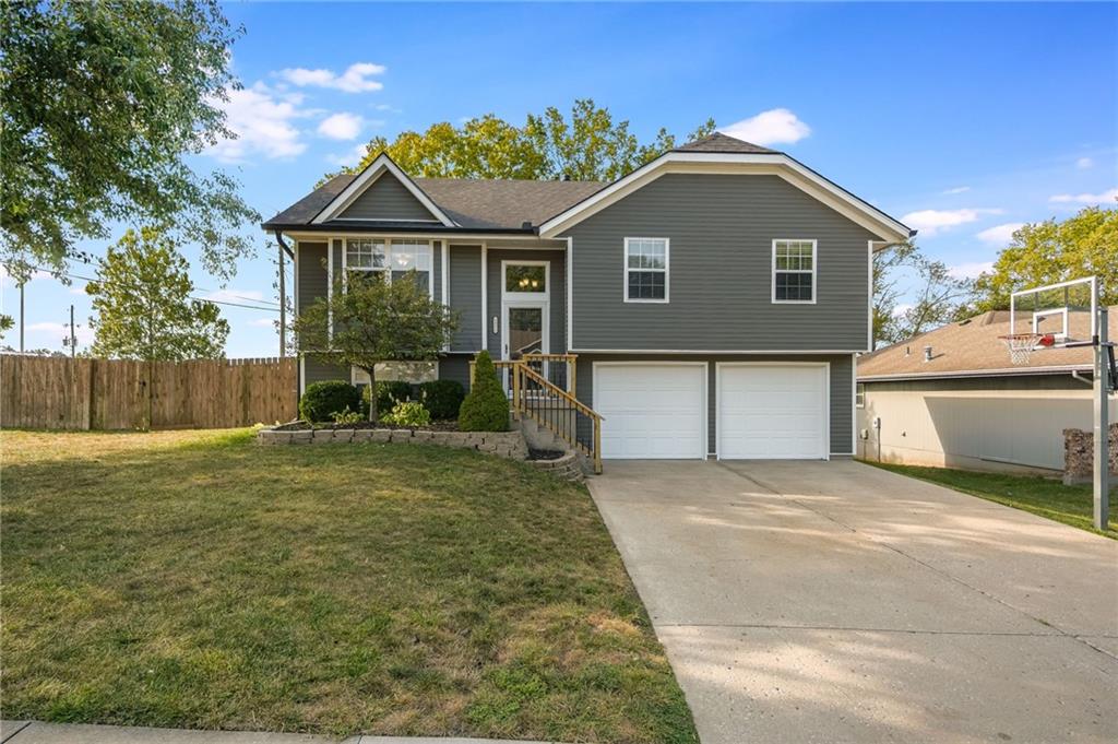 Listing Photo MLS #HMS2565539