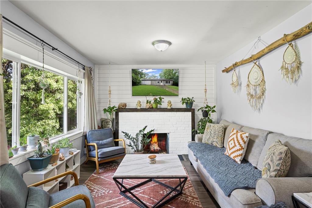 Listing Photo MLS #HMS2565590
