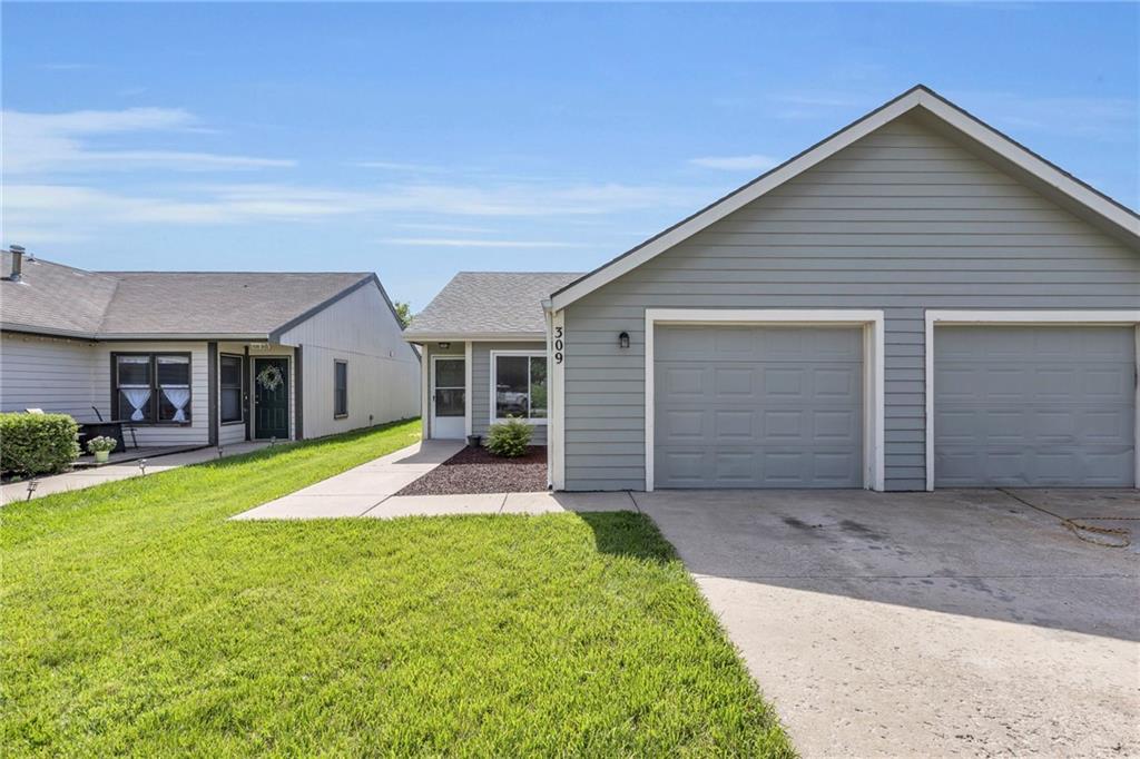 Listing Photo MLS #HMS2565917
