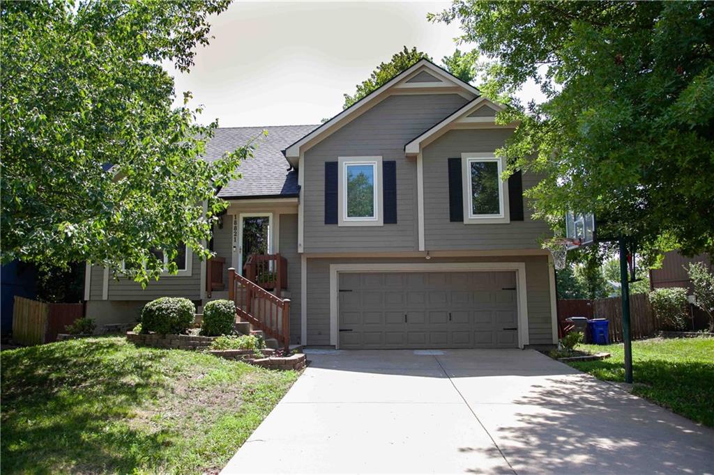 Listing Photo MLS #HMS2566046