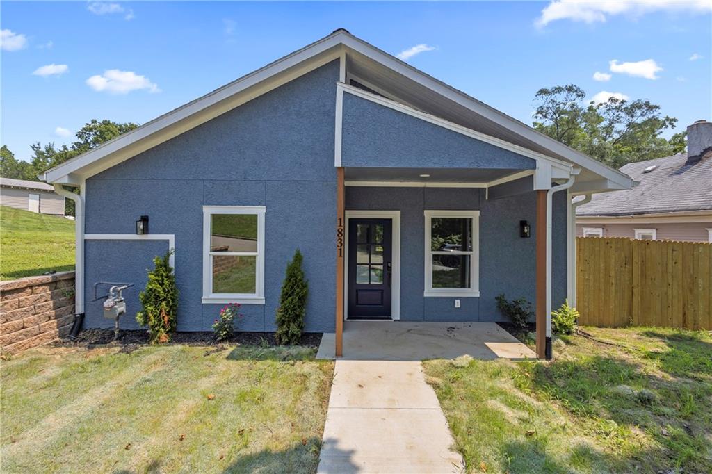 Listing Photo MLS #HMS2567123