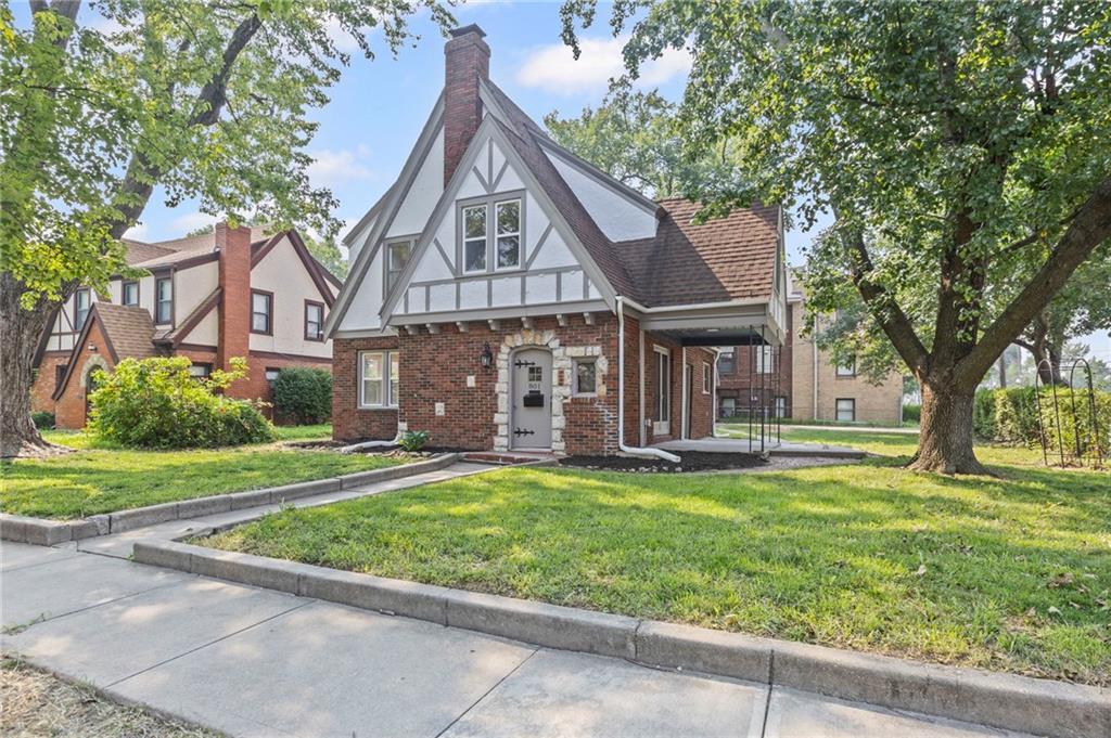 Listing Photo MLS #HMS2567146