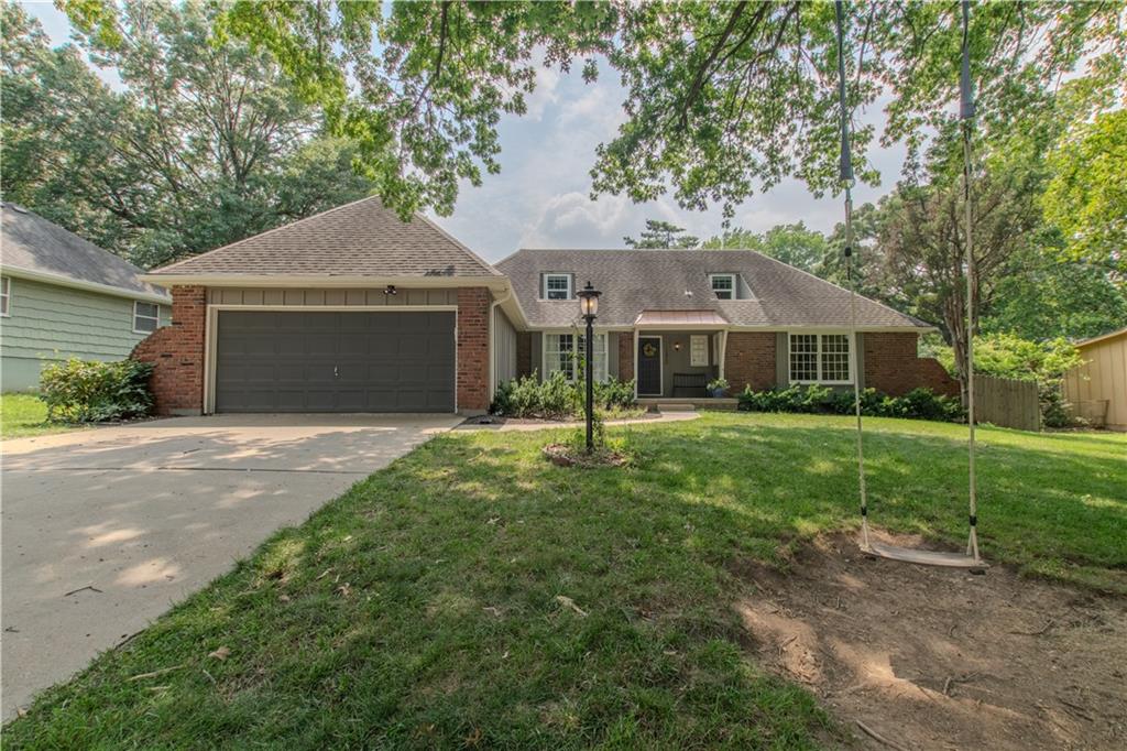 Listing Photo MLS #HMS2567352