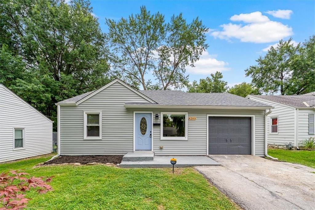 Listing Photo MLS #HMS2567374