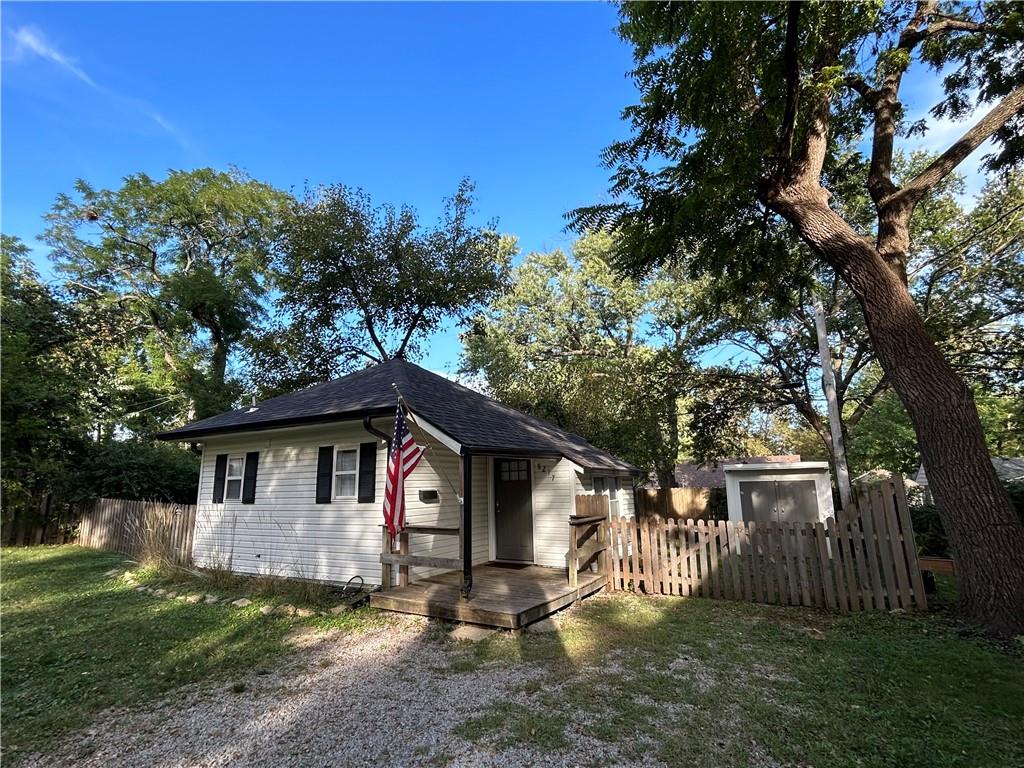 Listing Photo MLS #HMS2567380