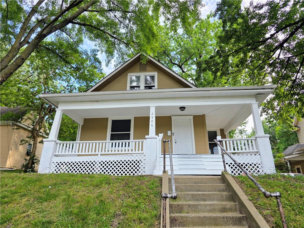 Listing Photo MLS #HMS2567510