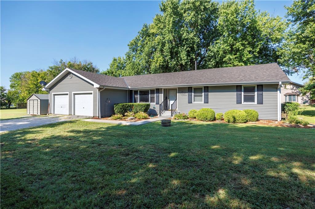 Listing Photo MLS #HMS2567761