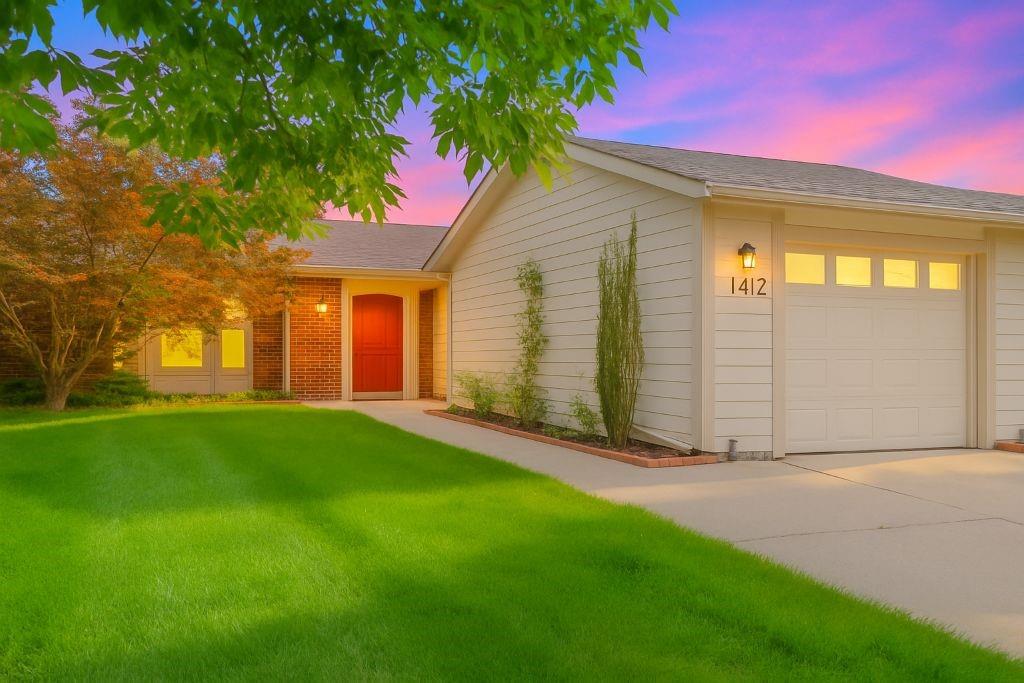 Listing Photo MLS #HMS2568021