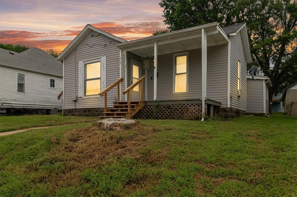 Listing Photo MLS #HMS2568257