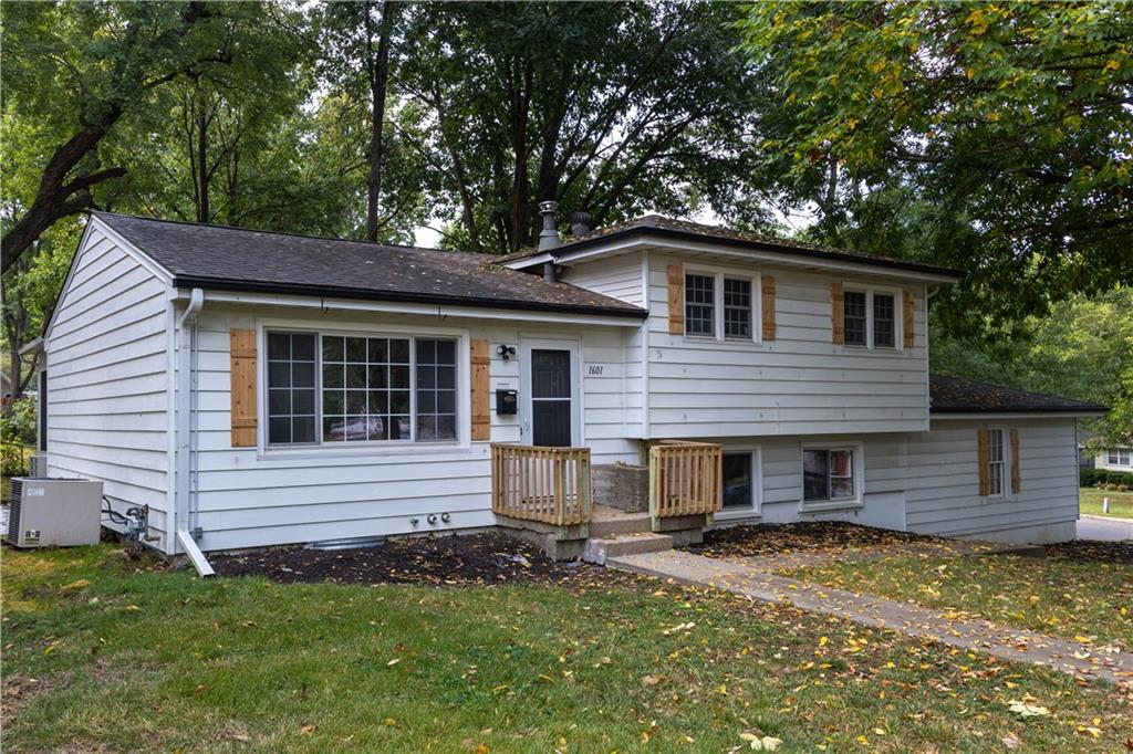 Listing Photo MLS #HMS2568566