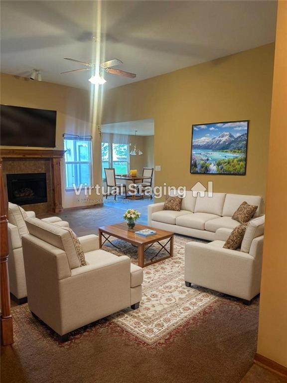 Listing Photo MLS #HMS2569199