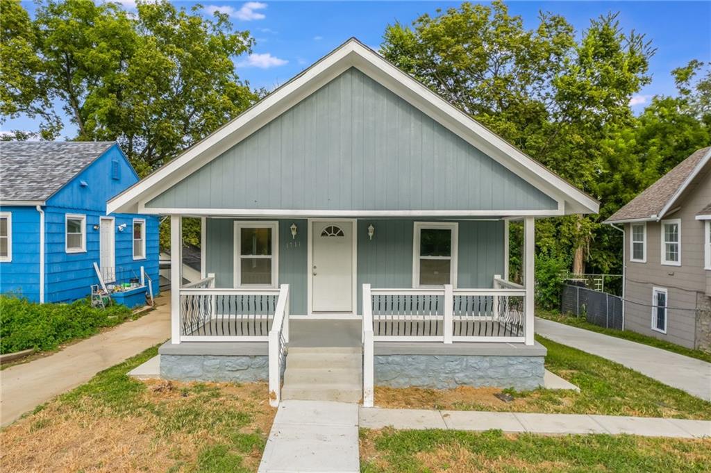 Listing Photo MLS #HMS2569816