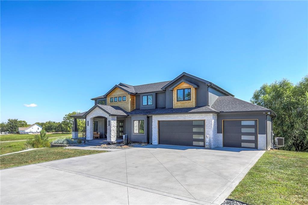 Listing Photo MLS #HMS2569870