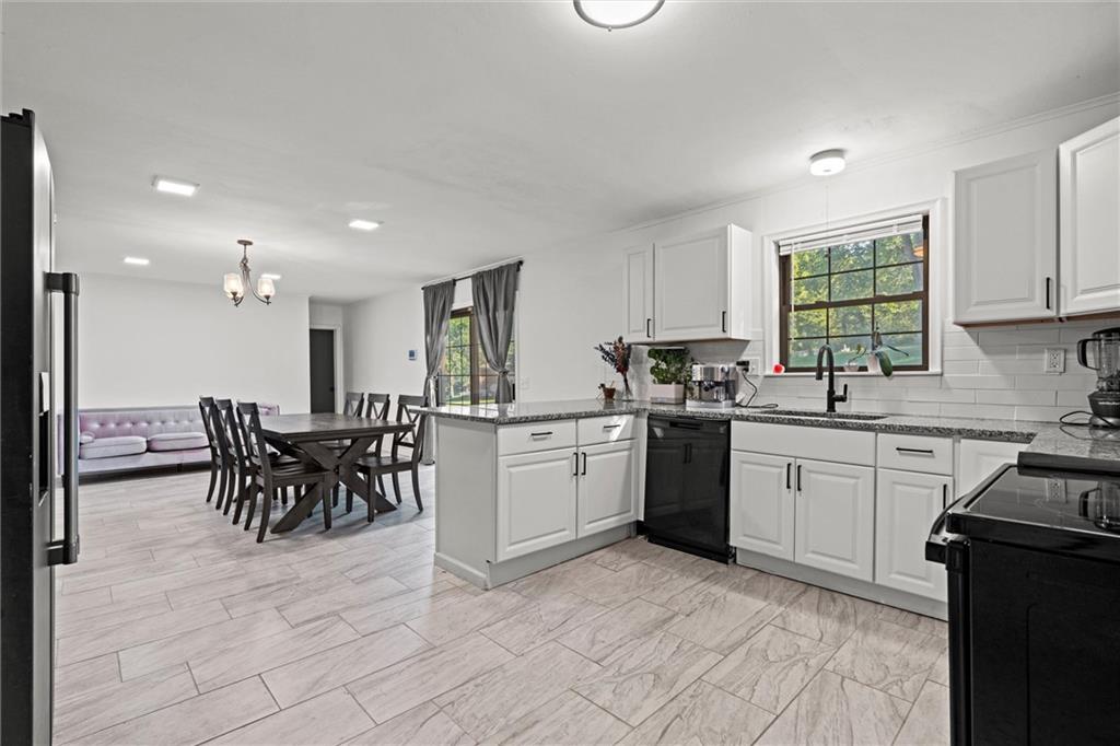 Listing Photo MLS #HMS2570067