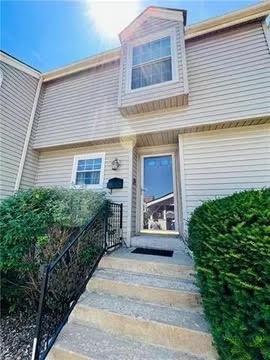 Listing Photo MLS #HMS2570072