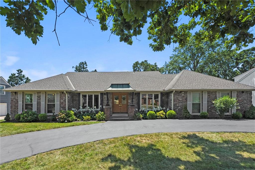 Listing Photo MLS #HMS2570132