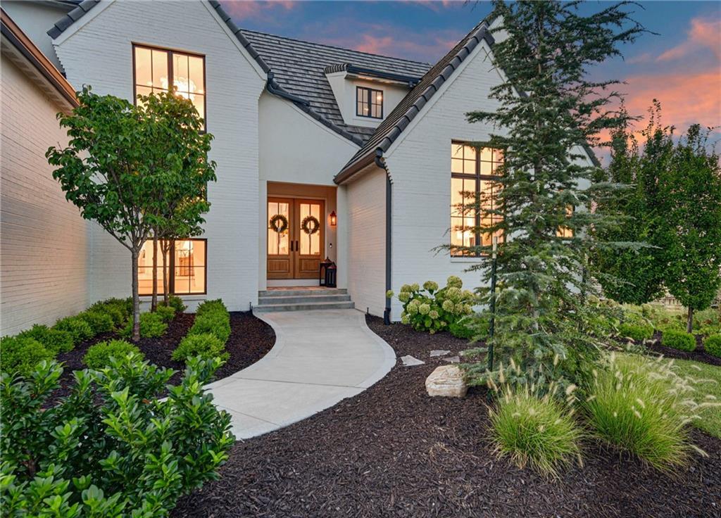 Listing Photo MLS #HMS2570177
