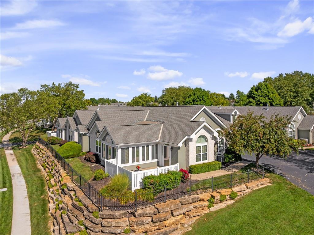 Listing Photo MLS #HMS2570595