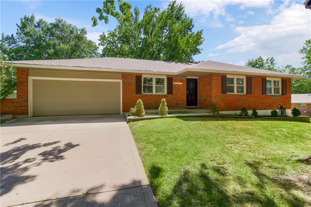 Listing Photo MLS #HMS2570700