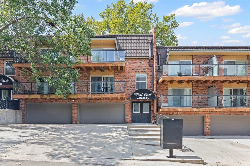 Listing Photo MLS #HMS2570825