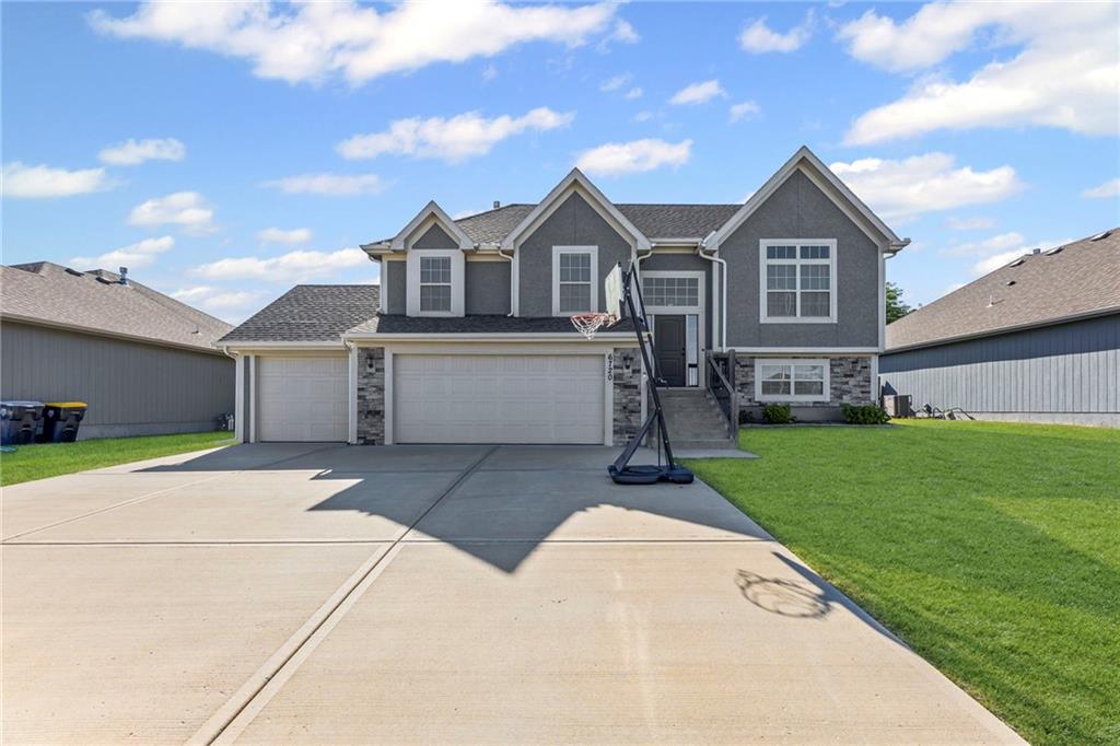 Listing Photo MLS #HMS2570922