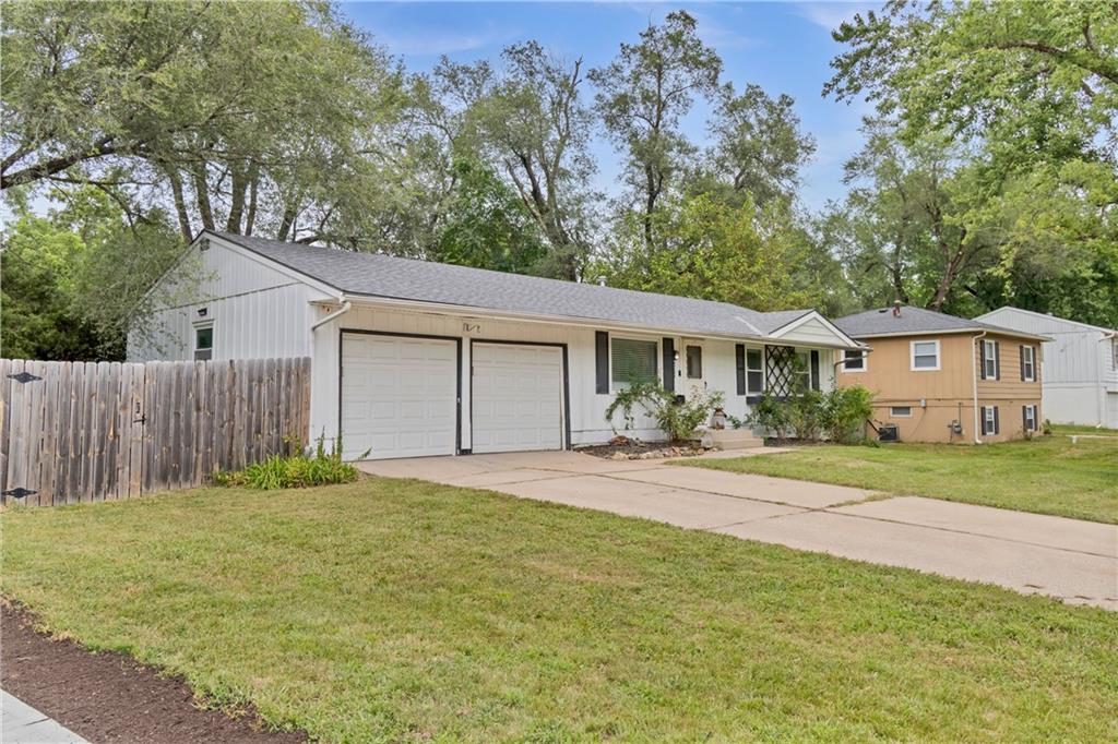 Listing Photo MLS #HMS2571307