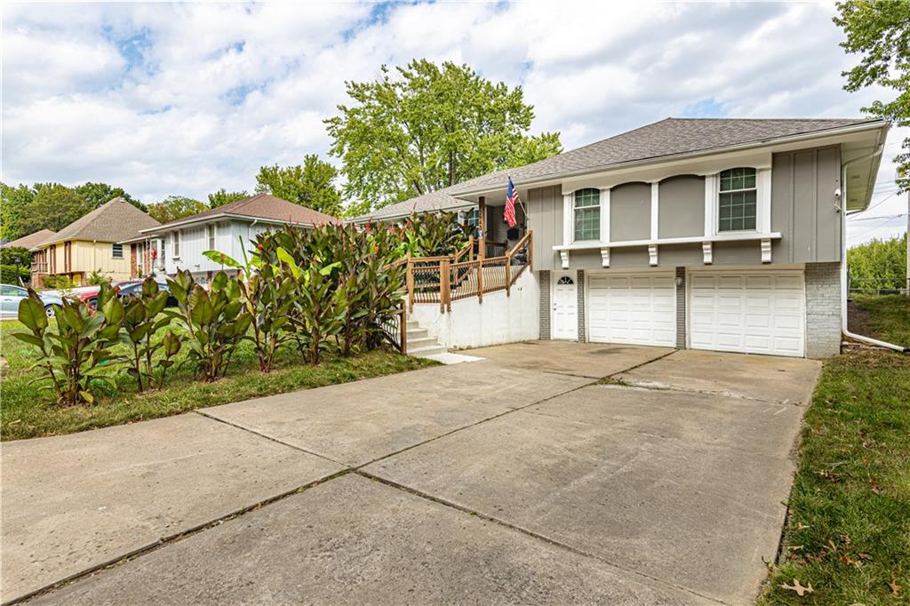 Listing Photo MLS #HMS2571421