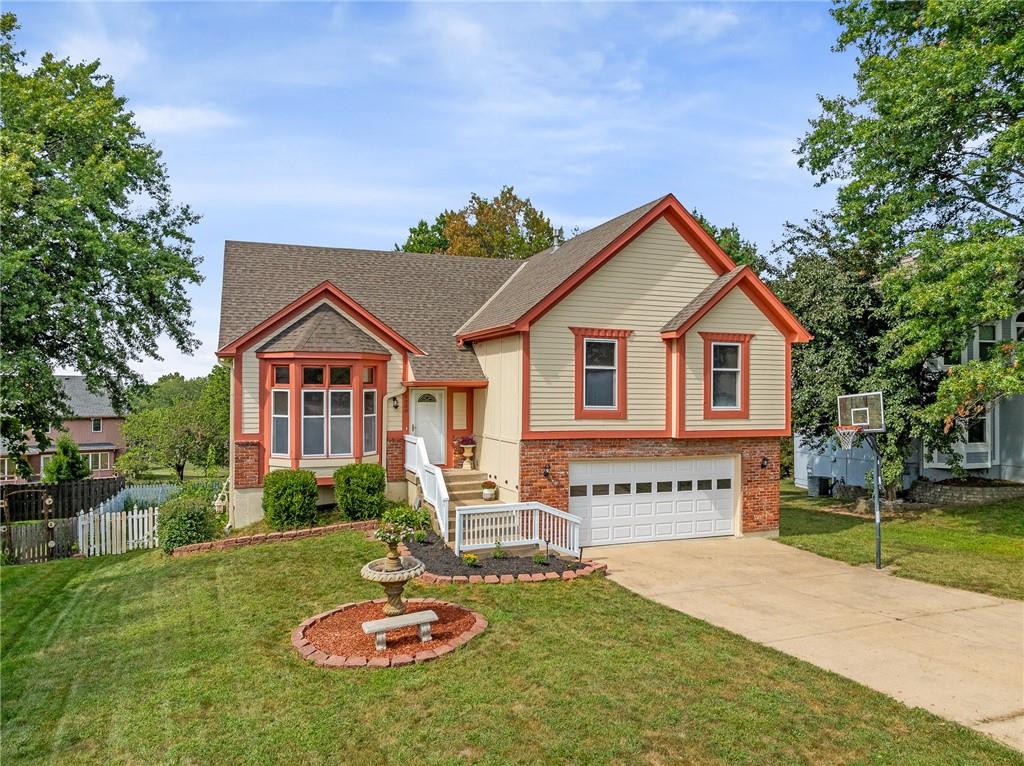 Listing Photo MLS #HMS2571623