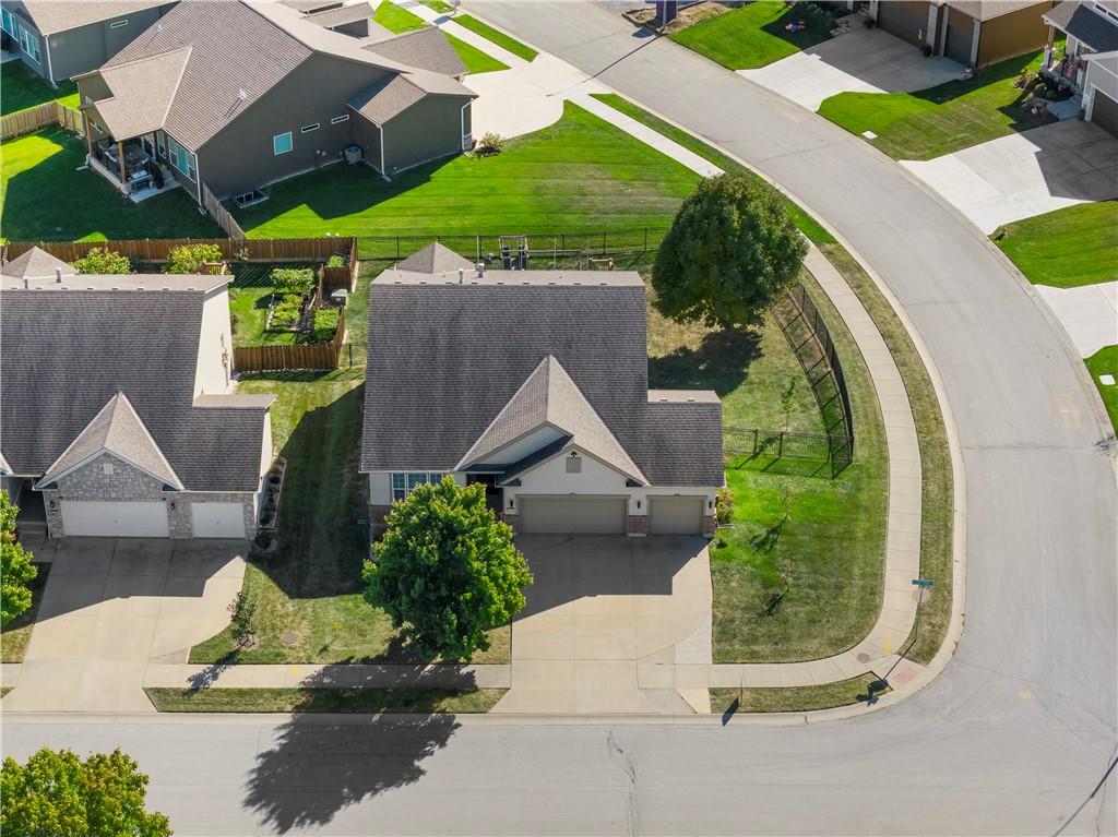 Listing Photo MLS #HMS2571660