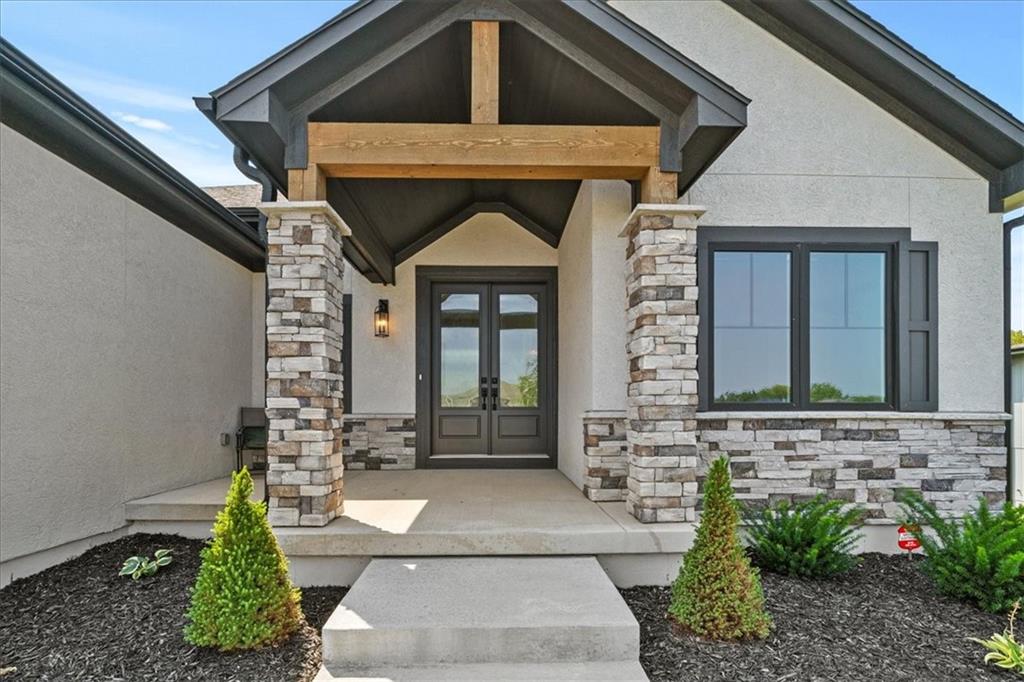 Listing Photo MLS #HMS2571731