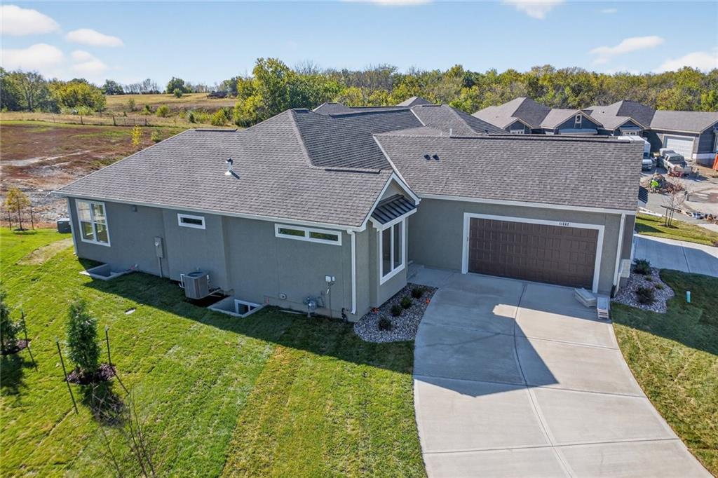 Listing Photo MLS #HMS2571845